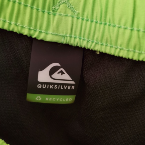QUIKSILVER - Everyday 17" Volleys - NWT (S) - Picture 9 of 13